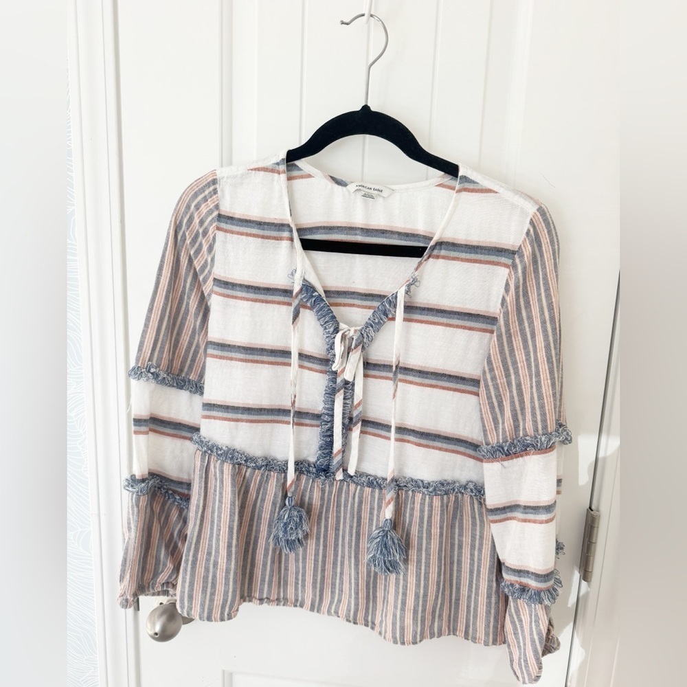 American Eagle Boho Tassel Quarter Sleeve Top Blouse Size Small White Oversized - Picture 2 of 7